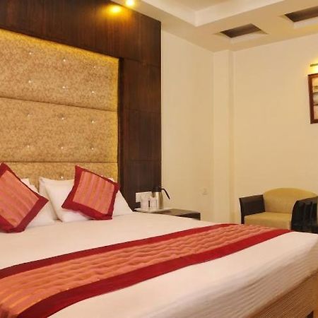 Hotel City Height - Delhi Ncr Id Not Accepted Nova Deli Exterior foto