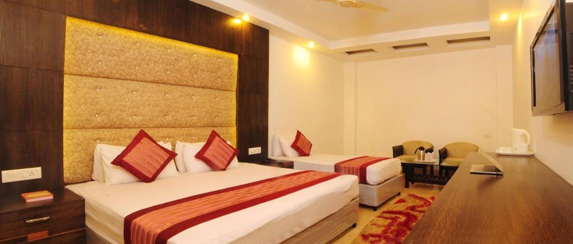 Hotel City Height - Delhi Ncr Id Not Accepted Nova Deli Exterior foto