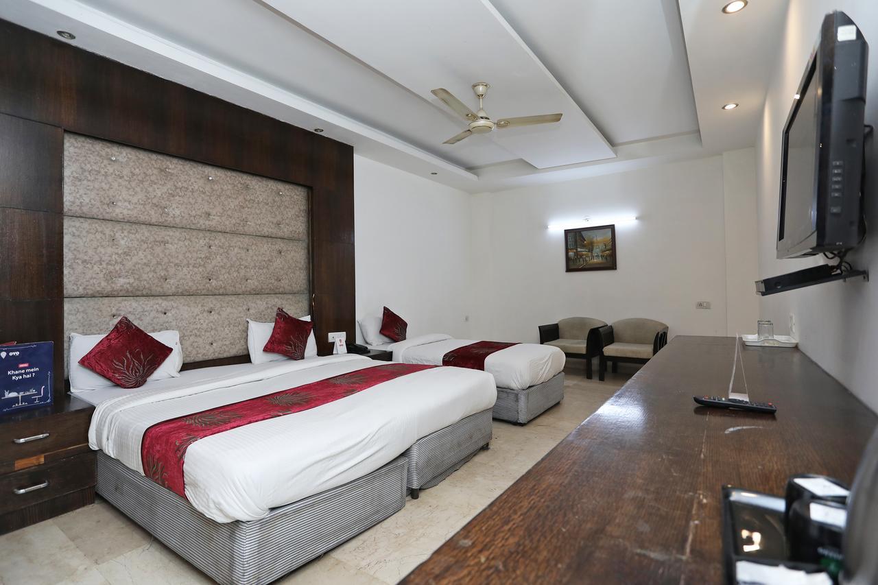 Hotel City Height - Delhi Ncr Id Not Accepted Nova Deli Exterior foto